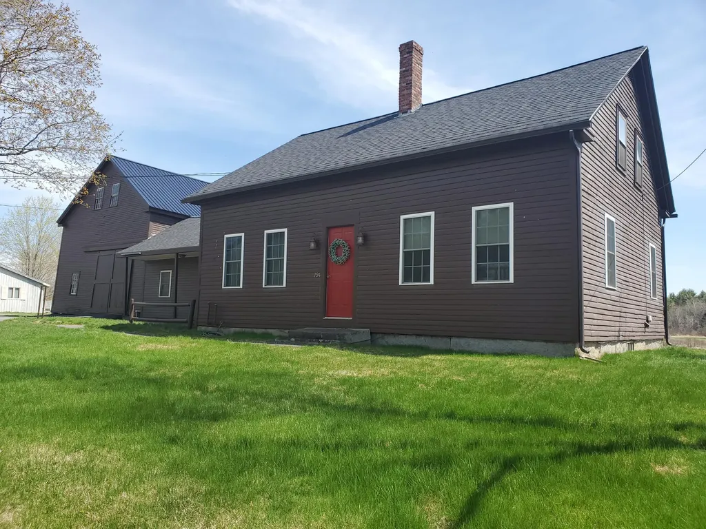 794 Main Road Carmel ME 04419