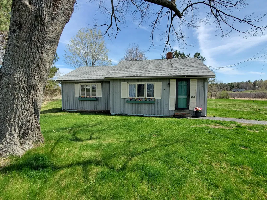 794 Main Road Carmel ME 04419