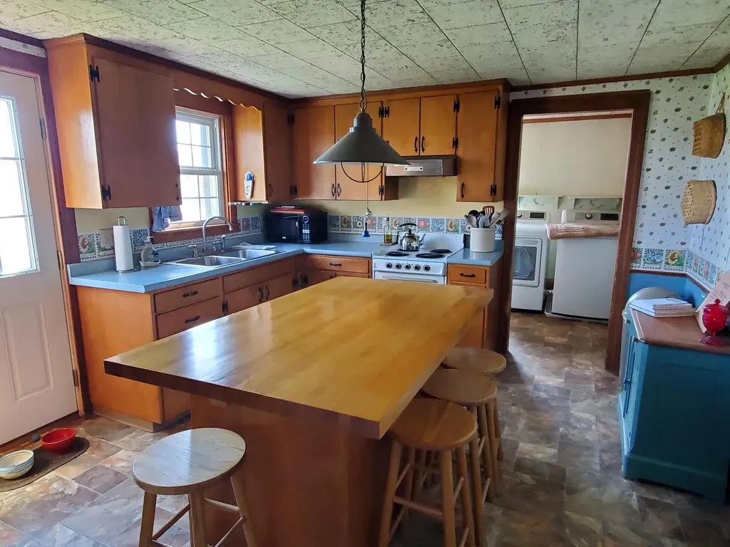 794 Main Road Carmel ME 04419