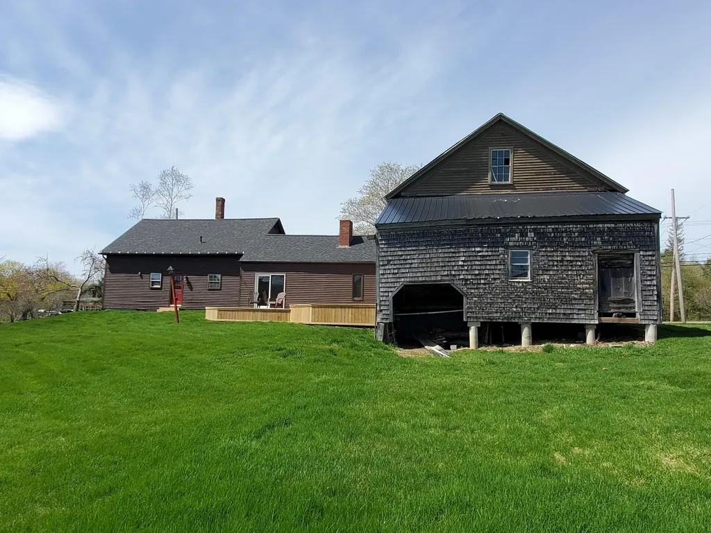 794 Main Road Carmel ME 04419