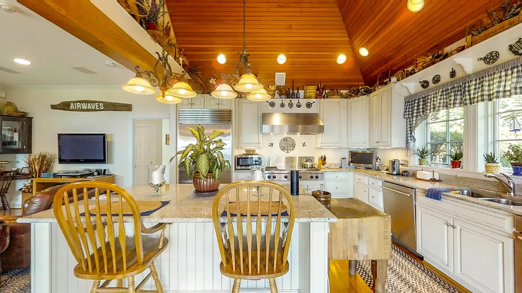 27 Waters Edge Drive Lincolnville ME 04849
