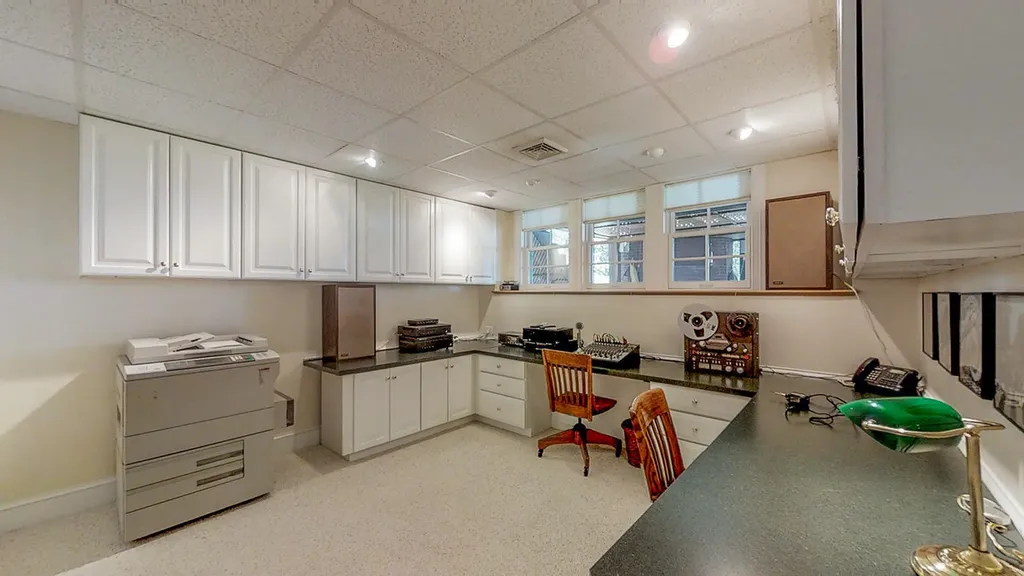 27 Waters Edge Drive Lincolnville ME 04849