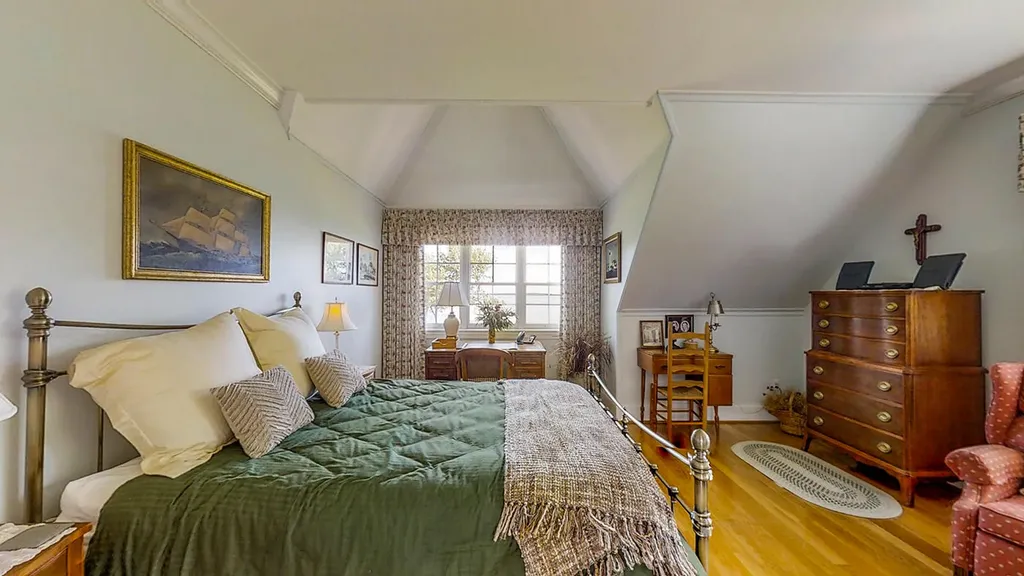 27 Waters Edge Drive Lincolnville ME 04849