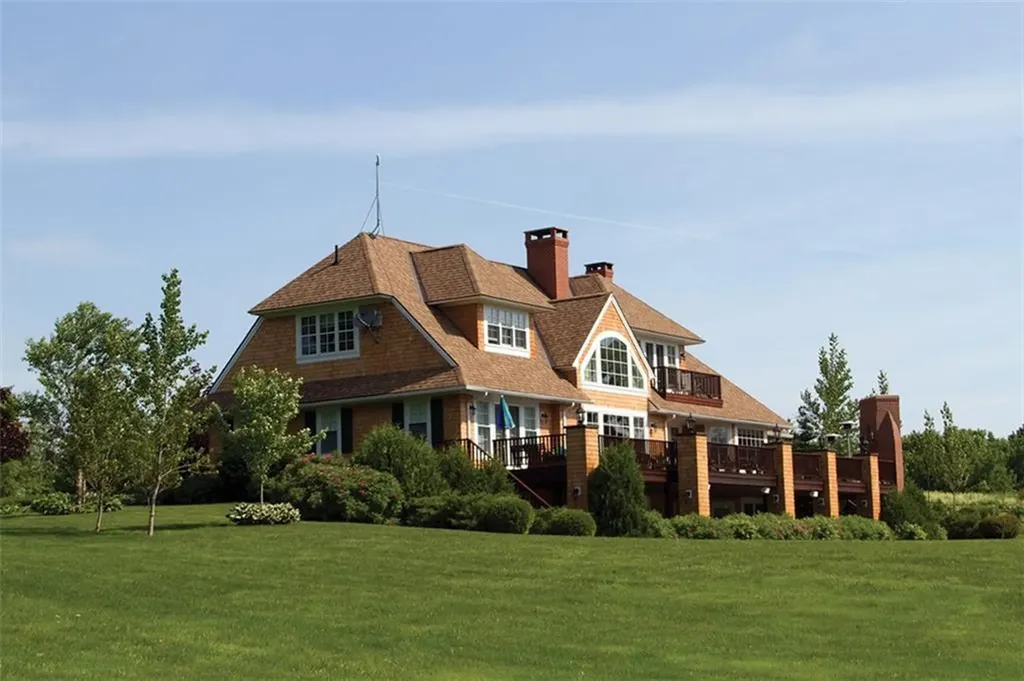 27 Waters Edge Drive Lincolnville ME 04849