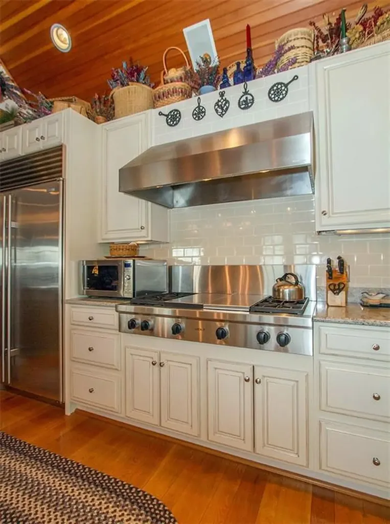 27 Waters Edge Drive Lincolnville ME 04849