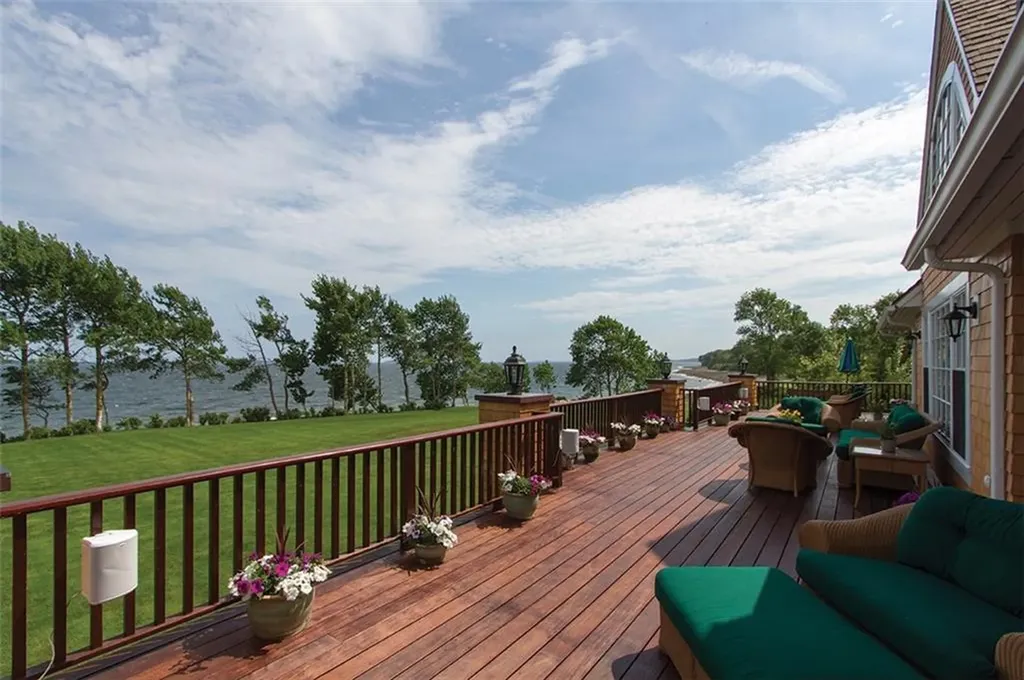 27 Waters Edge Drive Lincolnville ME 04849