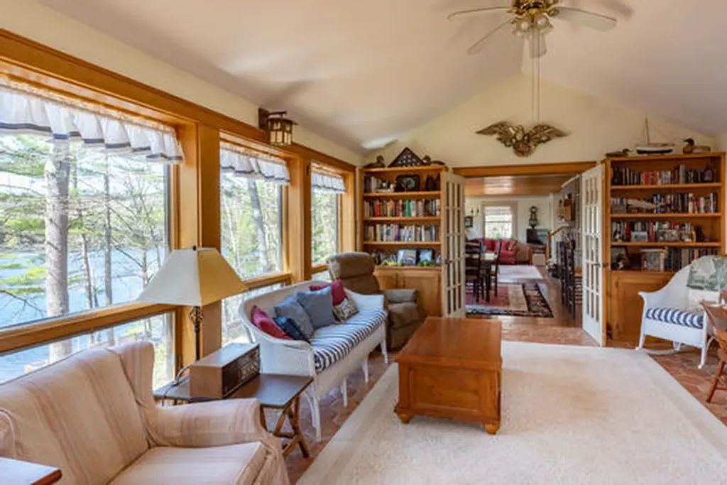 191 Peninsula Drive Rome ME 04963