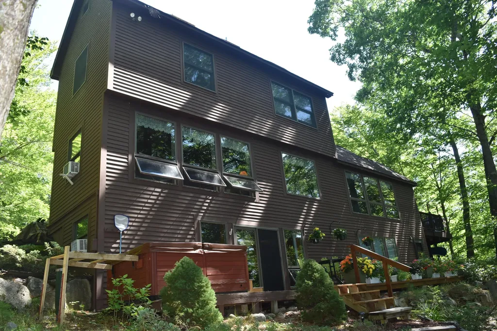 191 Peninsula Drive Rome ME 04963