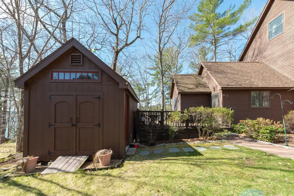 191 Peninsula Drive Rome ME 04963