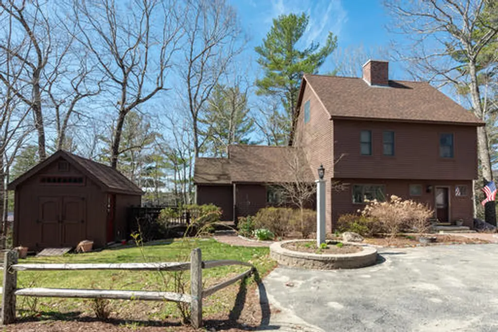 191 Peninsula Drive Rome ME 04963