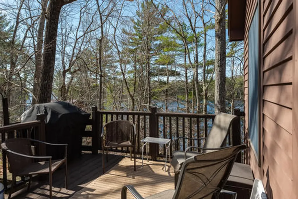 191 Peninsula Drive Rome ME 04963