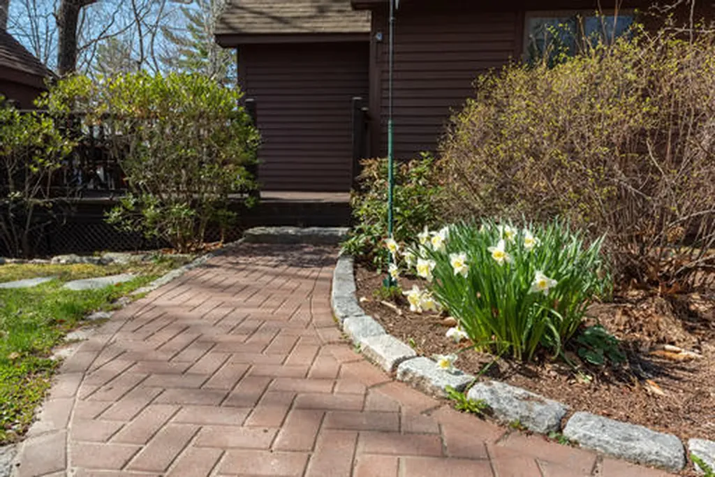 191 Peninsula Drive Rome ME 04963
