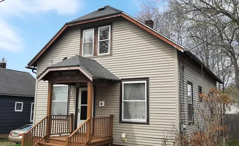 14 Baird Avenue Lewiston ME 04240