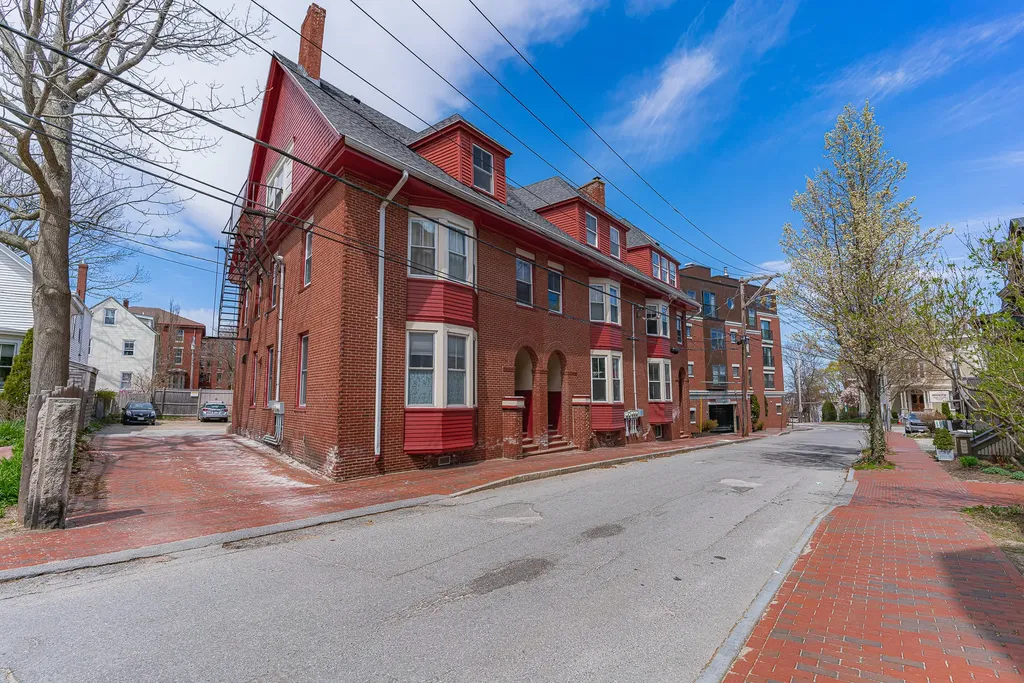 3 Walker Street Portland ME 04102