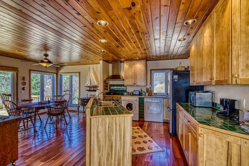 29 Lesko Lane Gouldsboro ME 04607