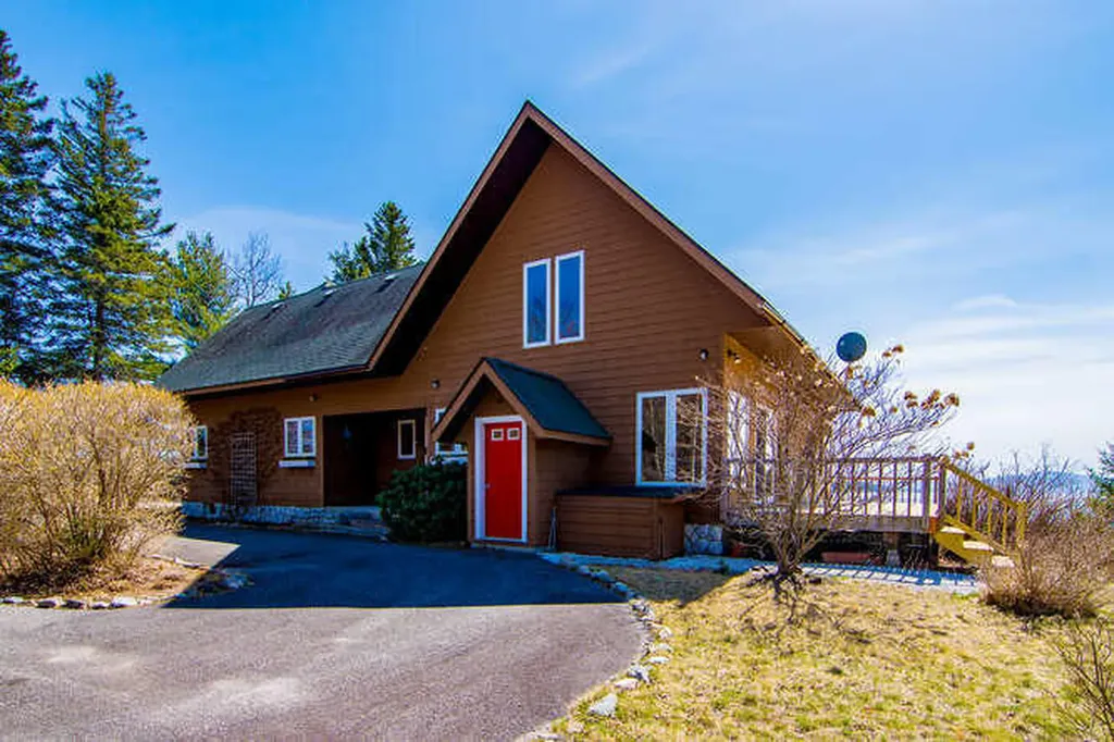 29 Lesko Lane Gouldsboro ME 04607