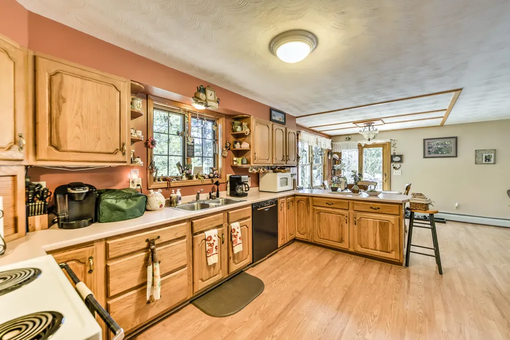 505 Lovejoy Shores Drive Fayette ME 04349