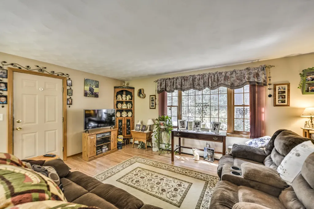 505 Lovejoy Shores Drive Fayette ME 04349