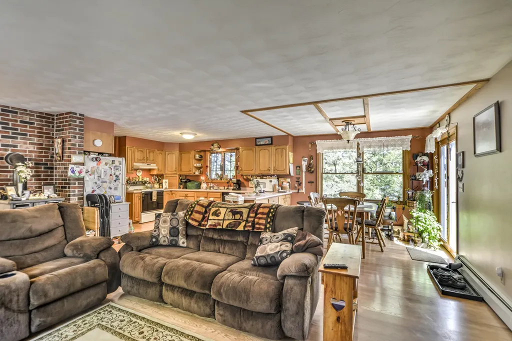 505 Lovejoy Shores Drive Fayette ME 04349