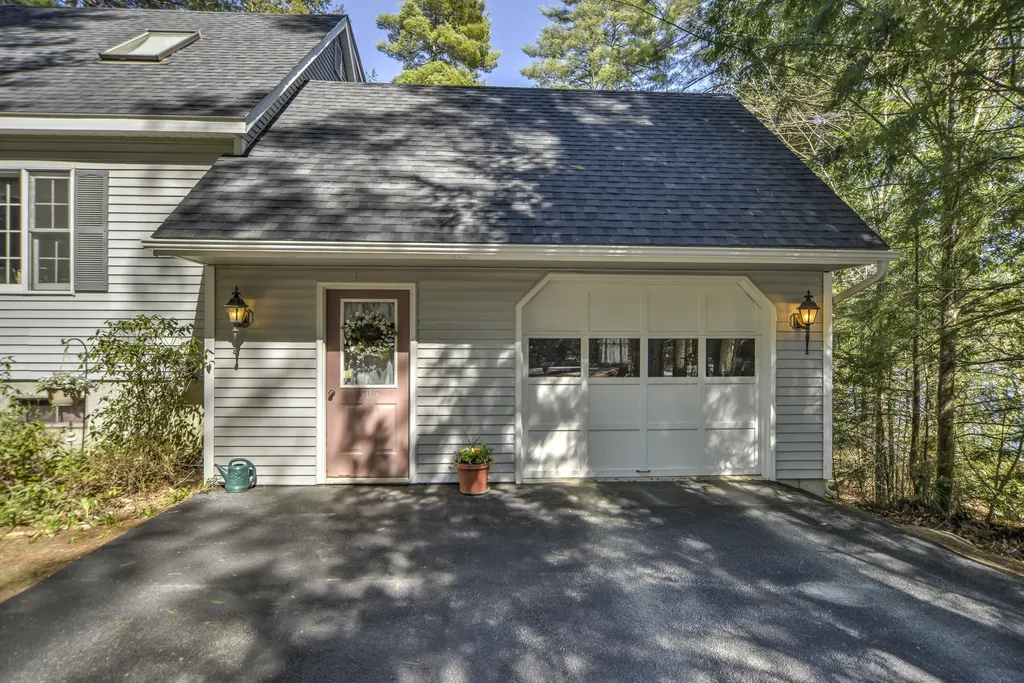 505 Lovejoy Shores Drive Fayette ME 04349