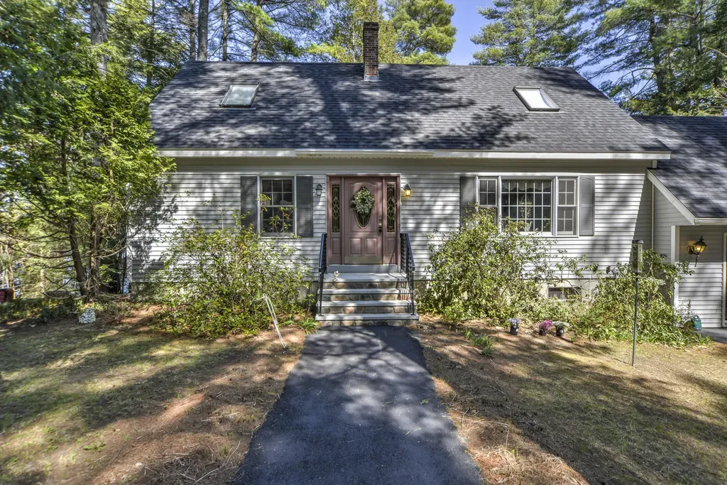 505 Lovejoy Shores Drive Fayette ME 04349