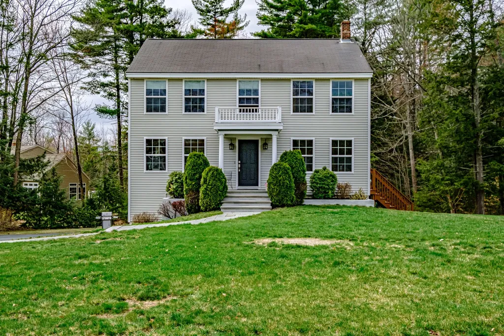 2 Gochie Way Scarborough ME 04074