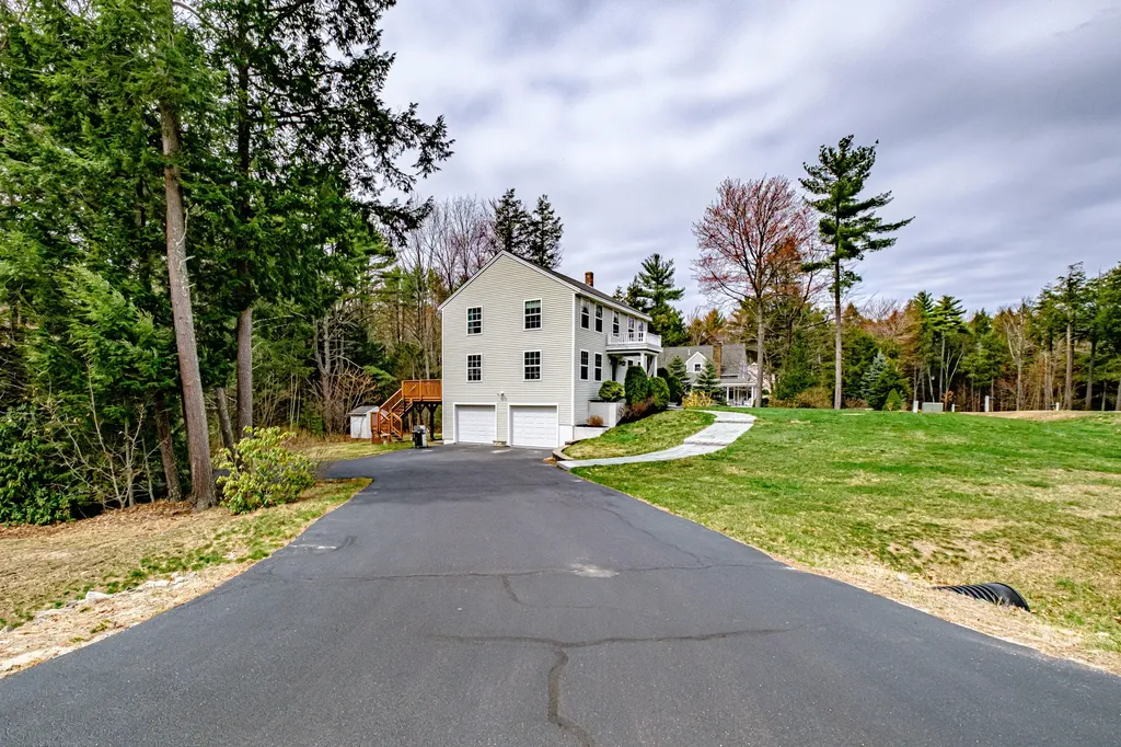 2 Gochie Way Scarborough ME 04074