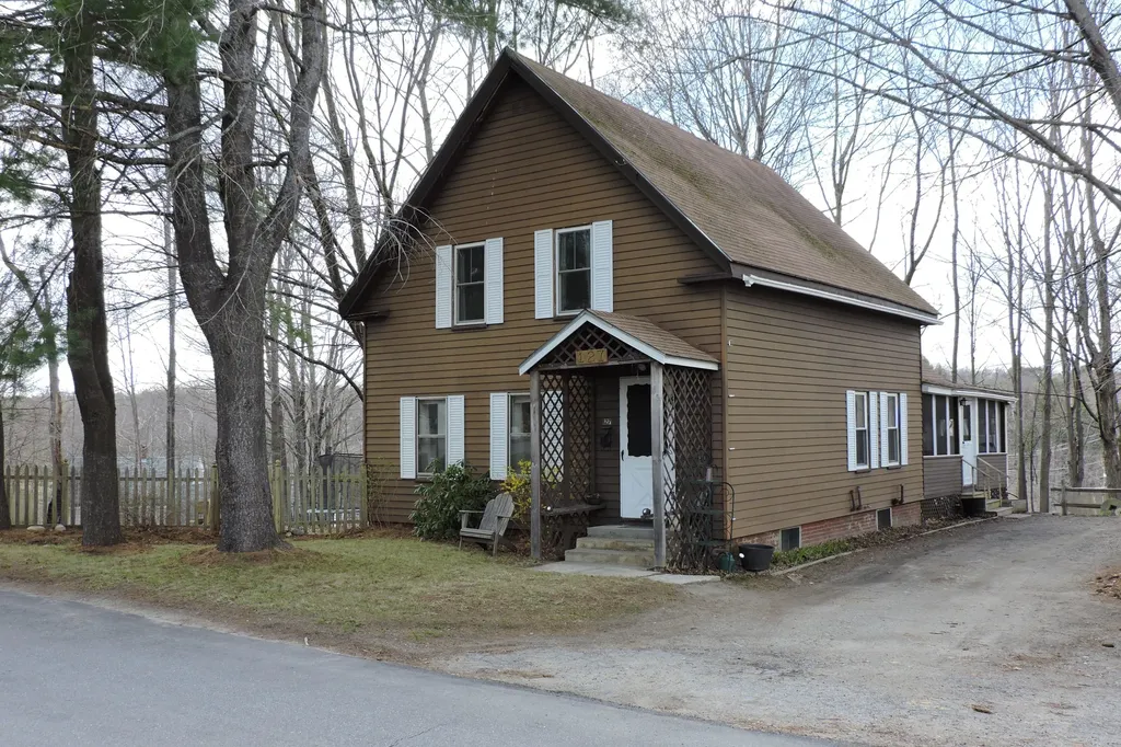 127 Washington Avenue Gardiner ME 04345