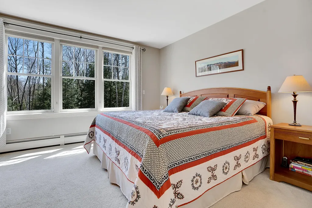 16 Chandler Drive Falmouth ME 04105