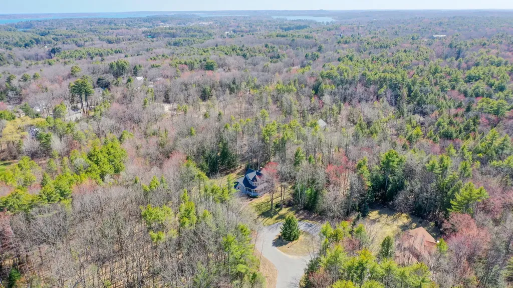 16 Chandler Drive Falmouth ME 04105