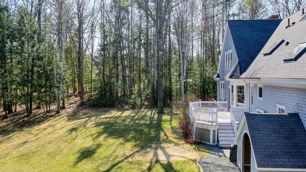 16 Chandler Drive Falmouth ME 04105