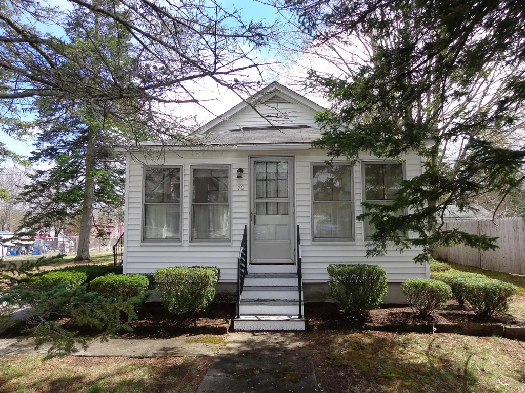 70 Lebanon Street Sanford ME 04073