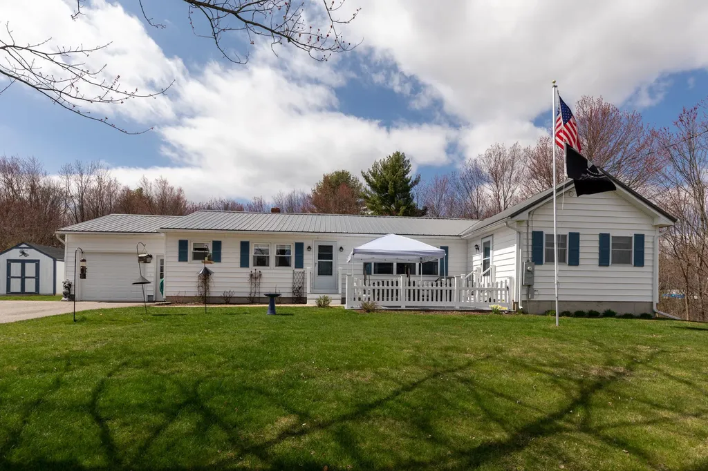 273 Green Street Somersworth NH 03878