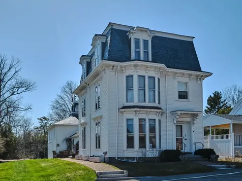 8 Mountain Street Camden ME 04843