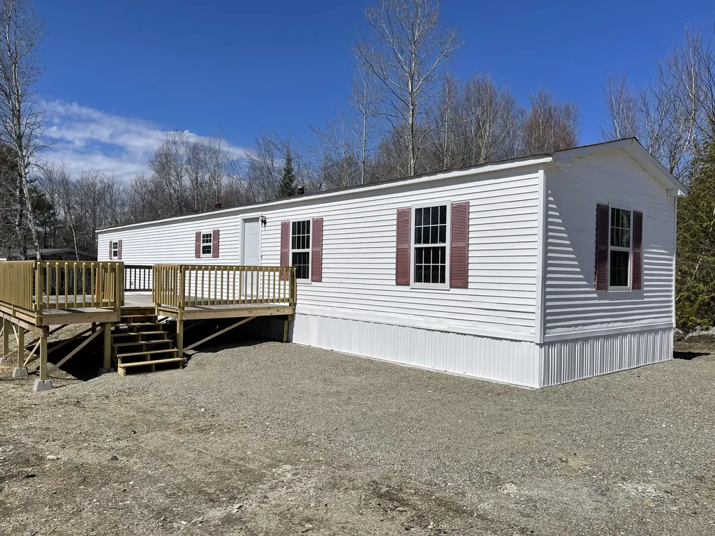 262 Ellsworth Road Aurora ME 04408