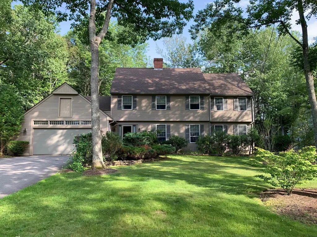13 Silver Ridge Veazie ME 04401