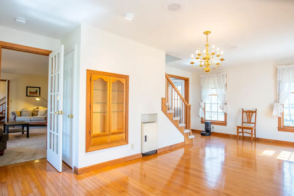 13 Silver Ridge Veazie ME 04401