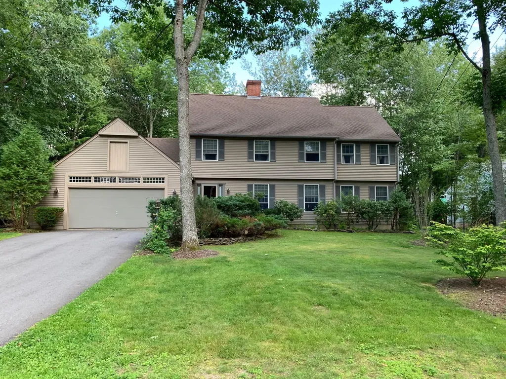 13 Silver Ridge Veazie ME 04401