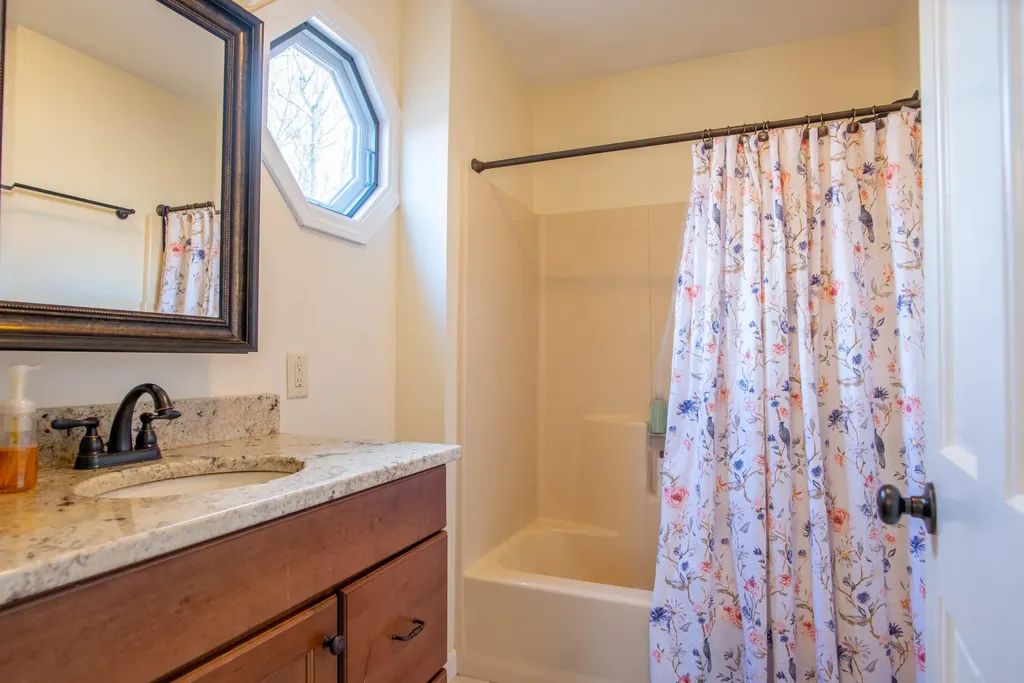 13 Silver Ridge Veazie ME 04401