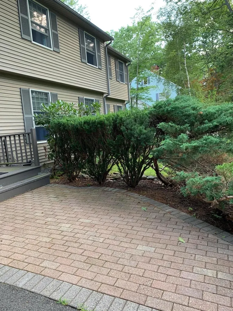 13 Silver Ridge Veazie ME 04401