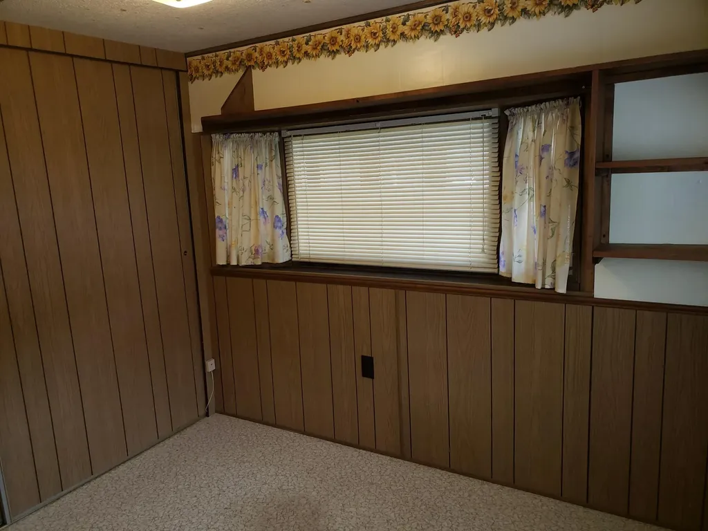 12 Masterman Avenue Wilton ME 04294