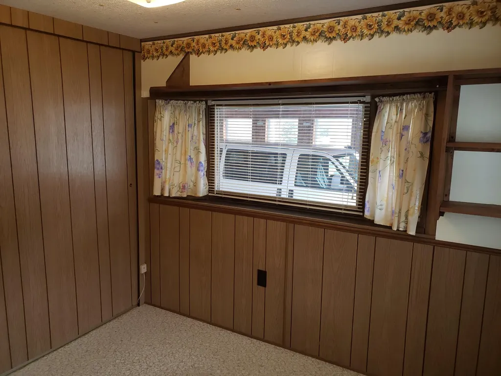 12 Masterman Avenue Wilton ME 04294