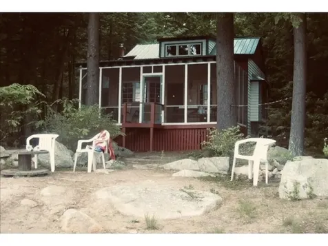 11 Papoose Island Road Raymond ME 04071