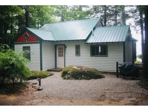 11 Papoose Island Road Raymond ME 04071