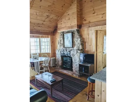 11 Papoose Island Road Raymond ME 04071