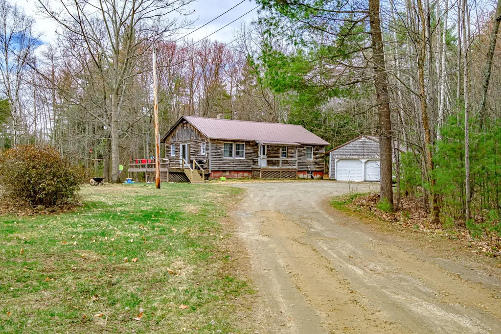27 Washboard Lane Buxton ME 04093