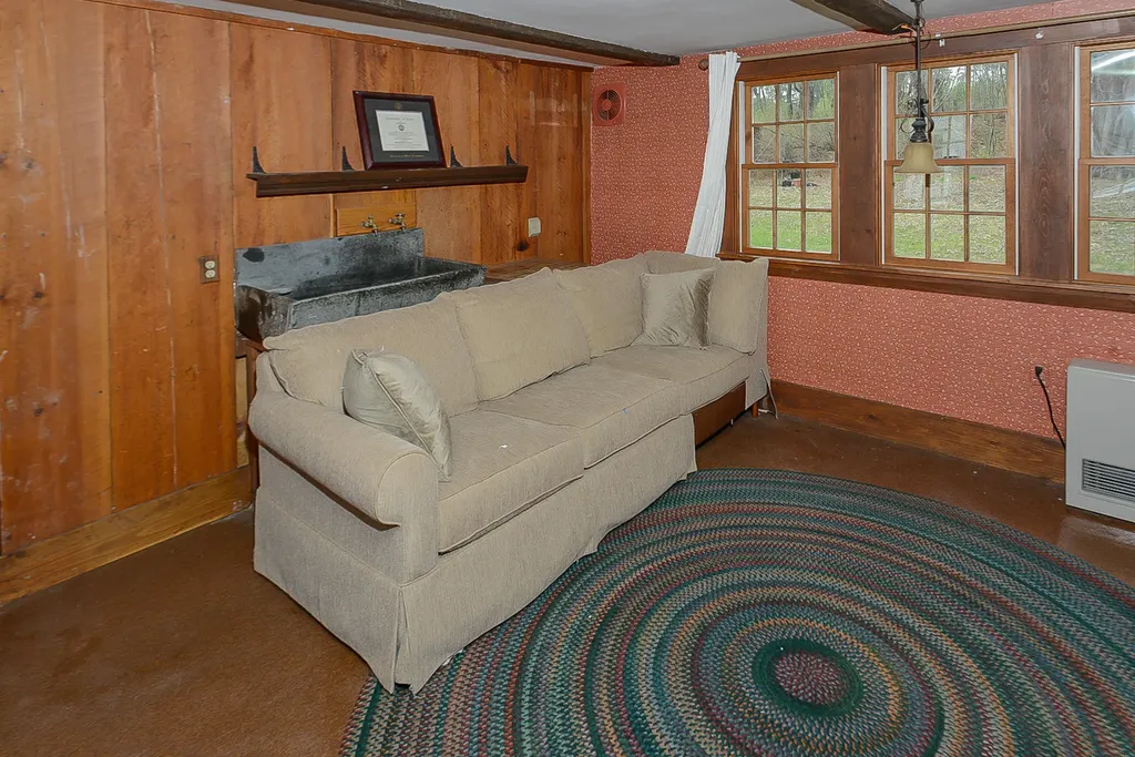 960 Roosevelt Trail Naples ME 04055