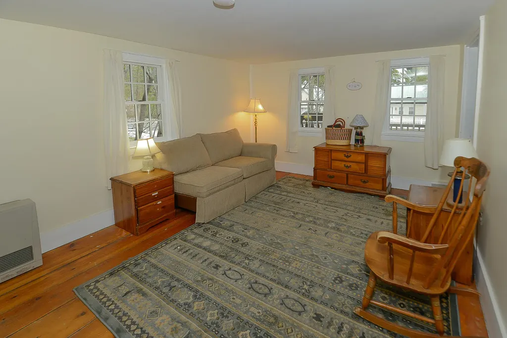 960 Roosevelt Trail Naples ME 04055