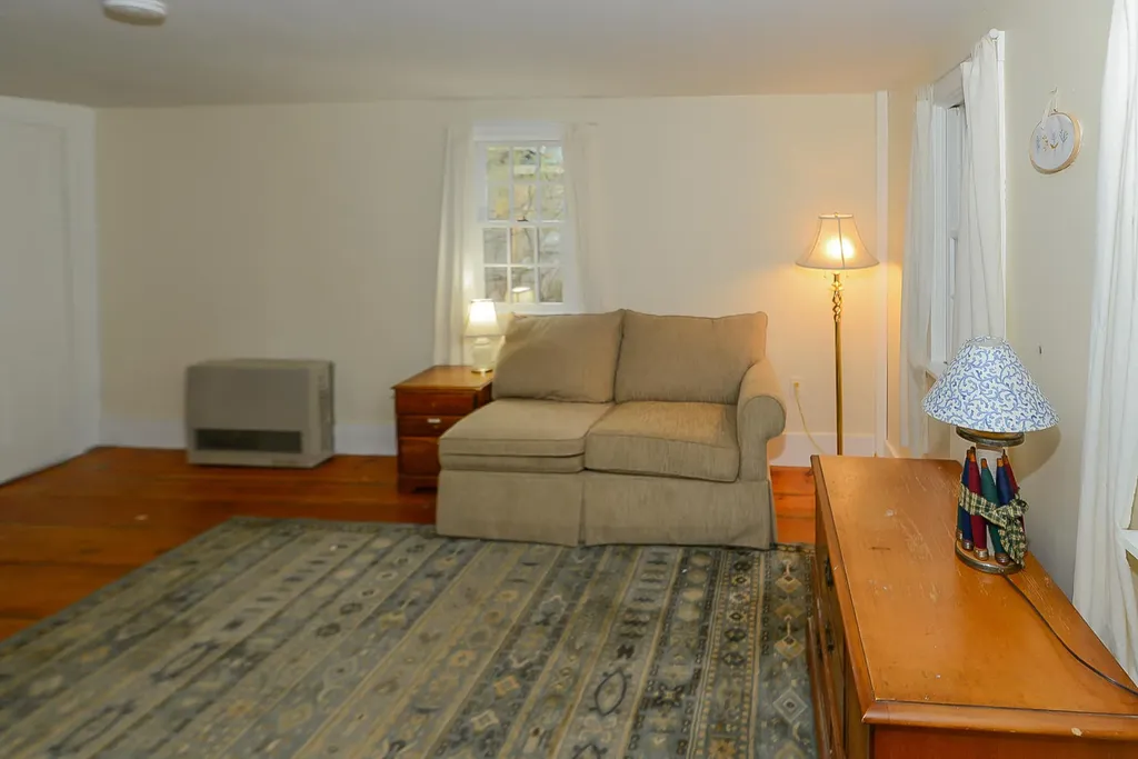 960 Roosevelt Trail Naples ME 04055