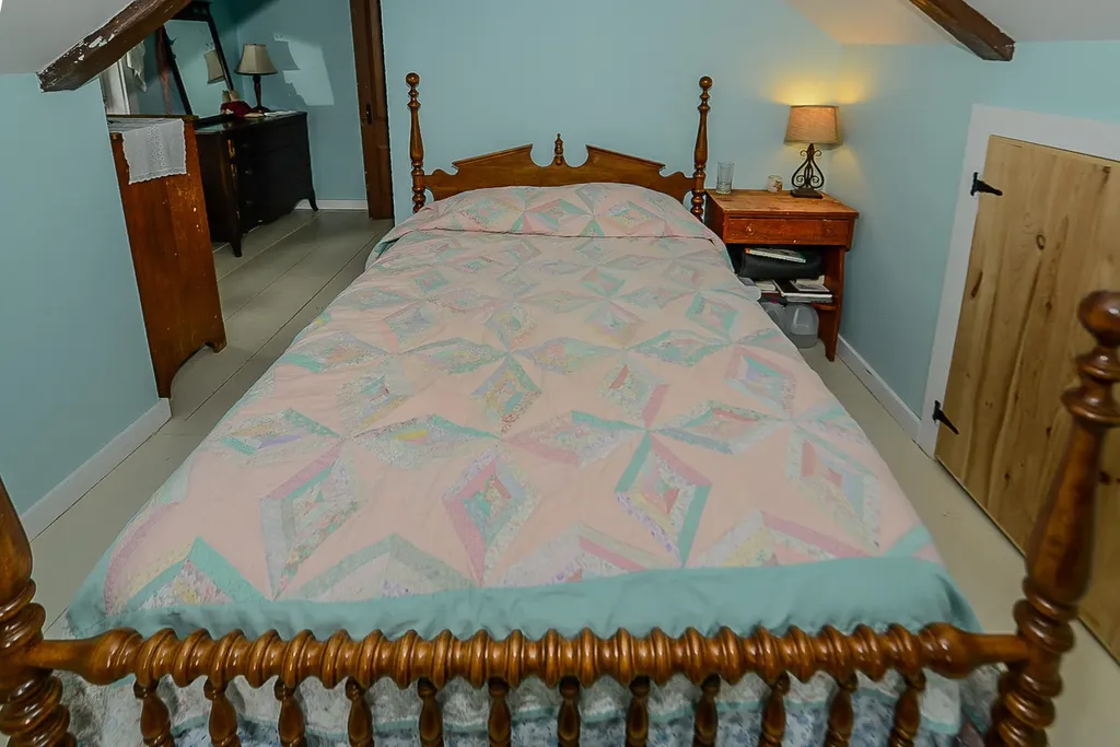 960 Roosevelt Trail Naples ME 04055